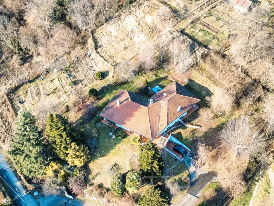 Immagine 2 di Villa in vendita  in Via Partigiani, 26 a Grignasco