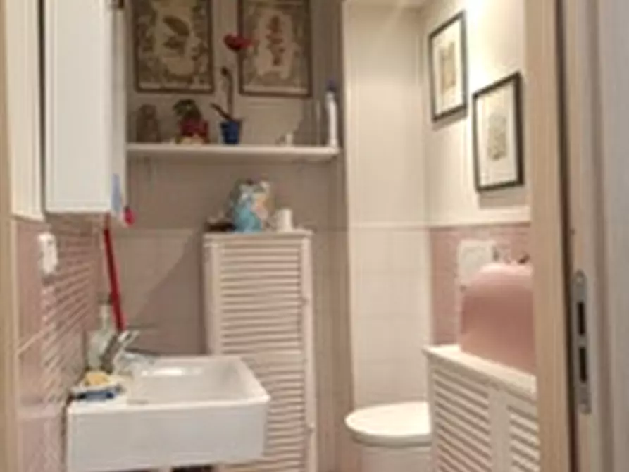 Immagine 9 di Loft/Open space in vendita  a Chivasso