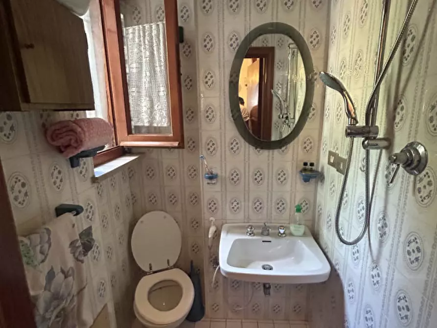 Immagine 31 di Villa in vendita  in san venanzo a San Venanzo