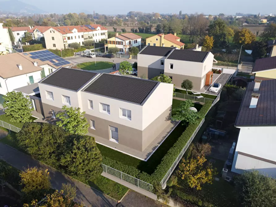 Immagine 5 di Casa bifamiliare in vendita  in VIA FRANCESCHINI a Este