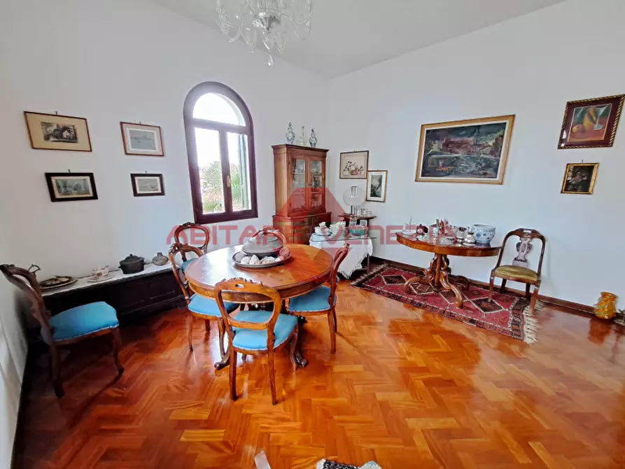 Immagine 1 di Appartamento in vendita  in Via lepanto a Venezia