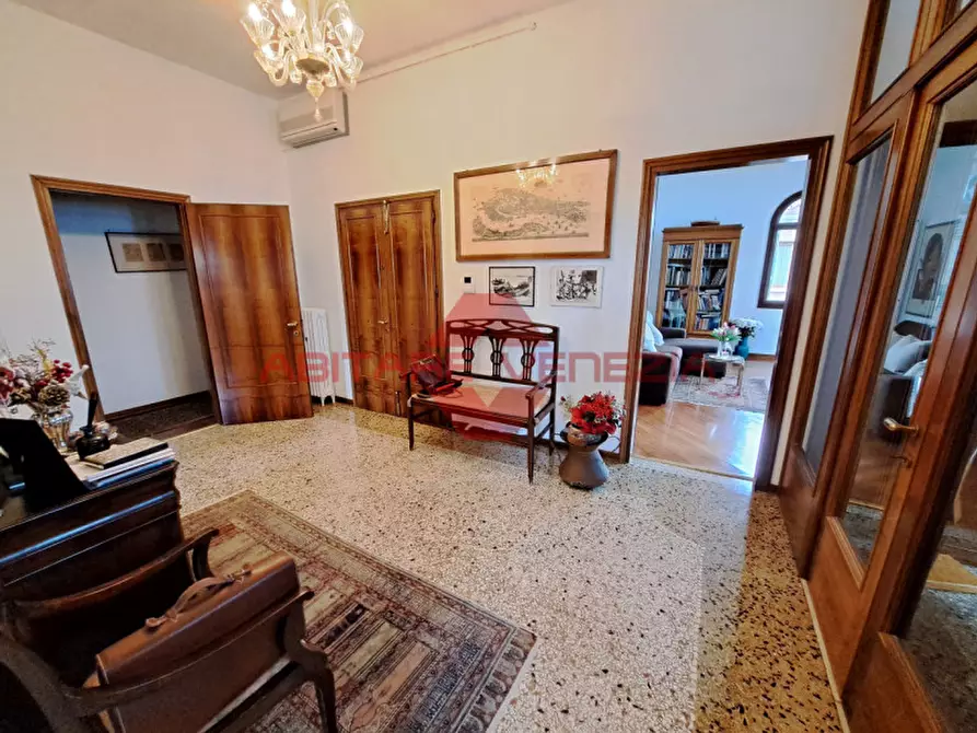 Immagine 3 di Appartamento in vendita  in Via lepanto a Venezia