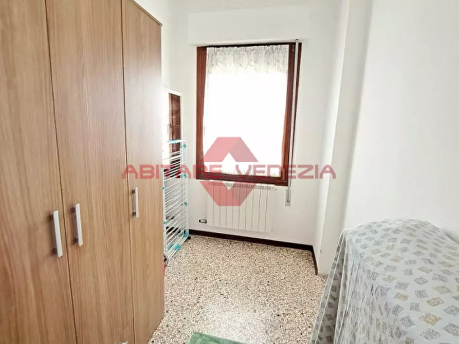 Immagine 25 di Appartamento in vendita  in Riviera San Nicolò 20 a Venezia