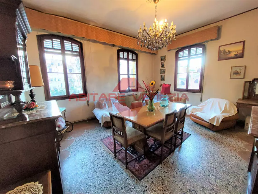 Immagine 1 di Appartamento in vendita  in via sandro gallo 30 a Venezia