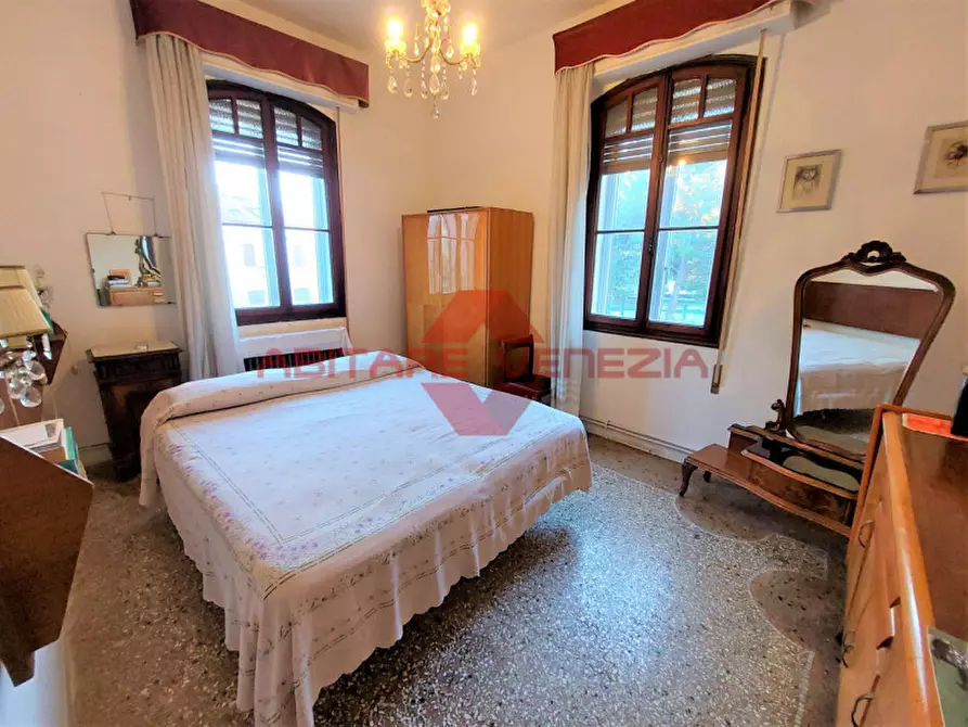 Immagine 16 di Appartamento in vendita  in via sandro gallo 30 a Venezia