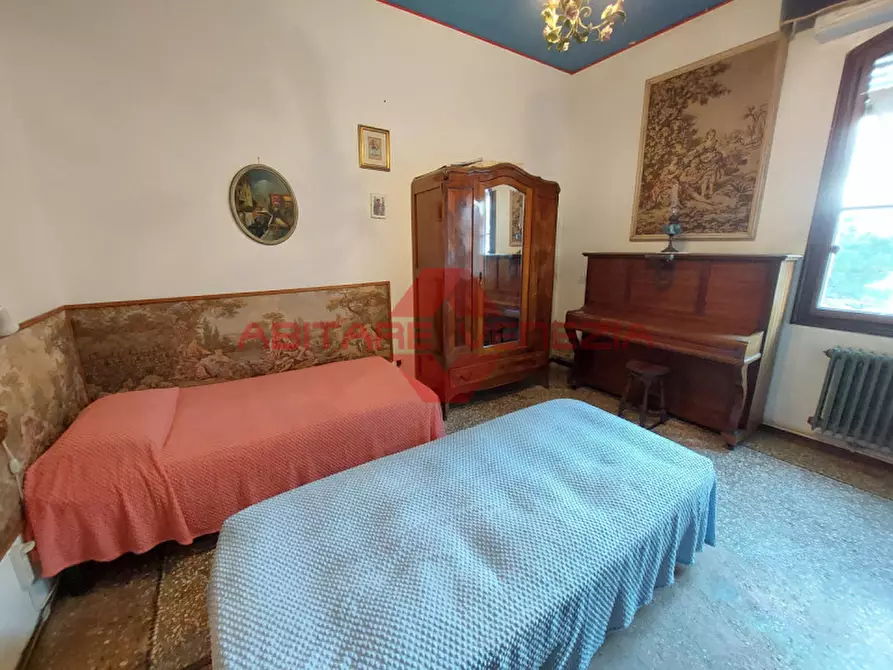 Immagine 26 di Appartamento in vendita  in via sandro gallo 30 a Venezia