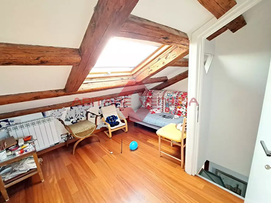 Immagine 30 di Appartamento in vendita  in riviera santa maria elisabetta a Venezia