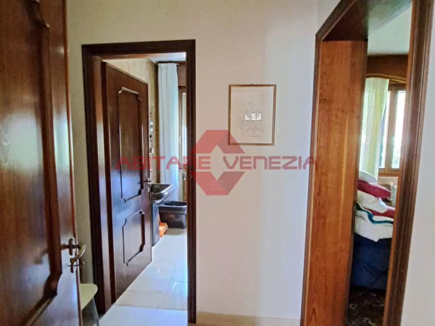 Immagine 6 di Villa in vendita  in via lepanto 25 a Venezia