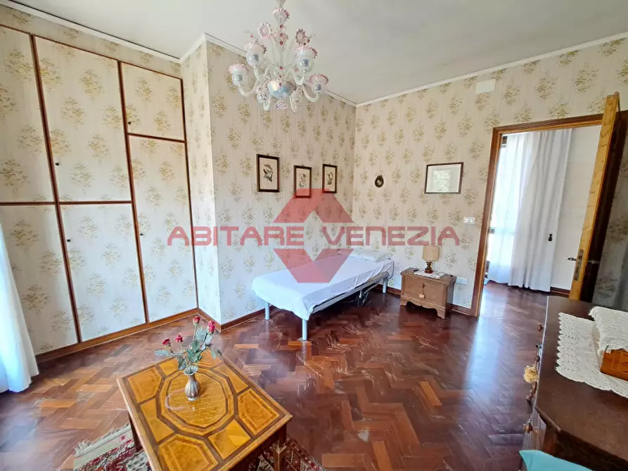 Immagine 23 di Villa in vendita  in via lepanto 25 a Venezia