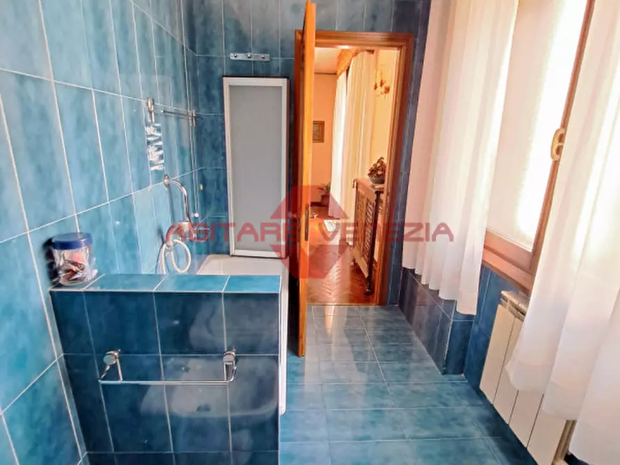 Immagine 27 di Villa in vendita  in via lepanto 25 a Venezia