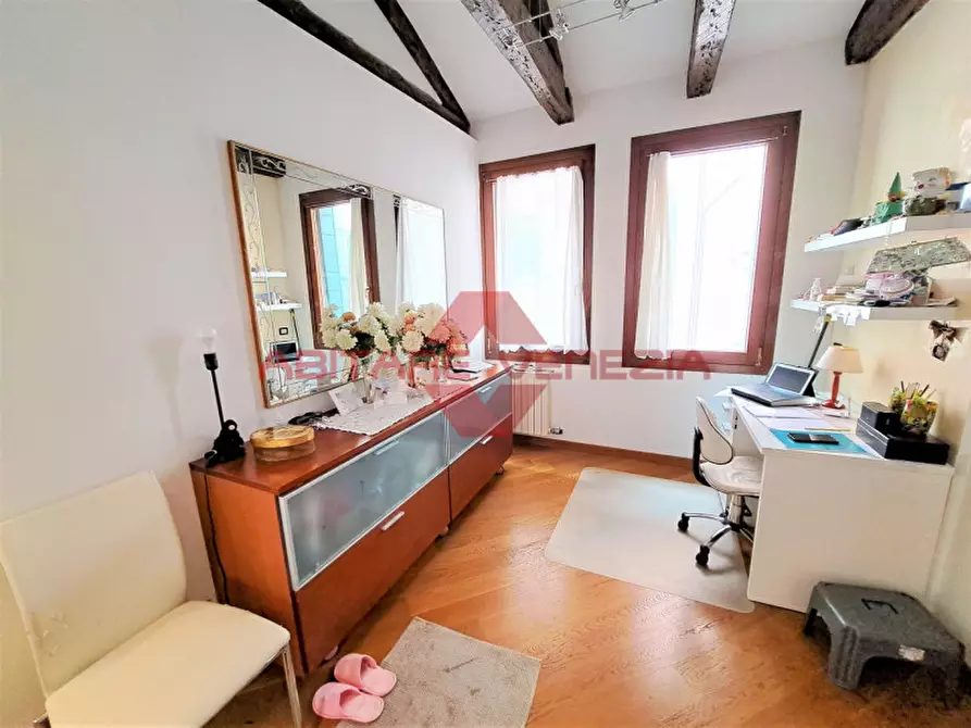 Immagine 12 di Appartamento in vendita  in castello 4196 a Venezia