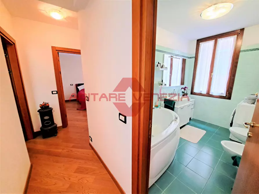 Immagine 16 di Appartamento in vendita  in castello 4196 a Venezia