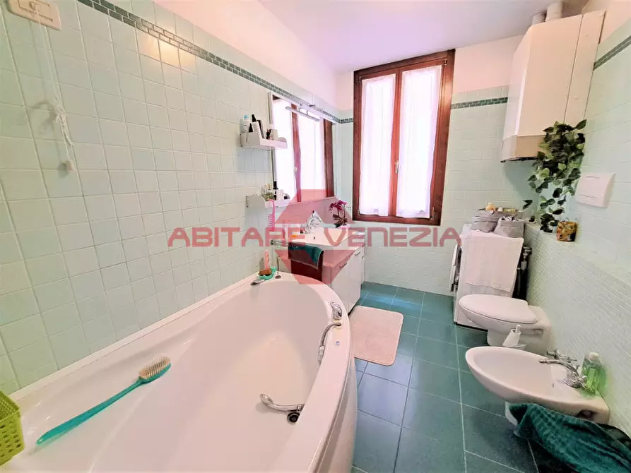 Immagine 17 di Appartamento in vendita  in castello 4196 a Venezia