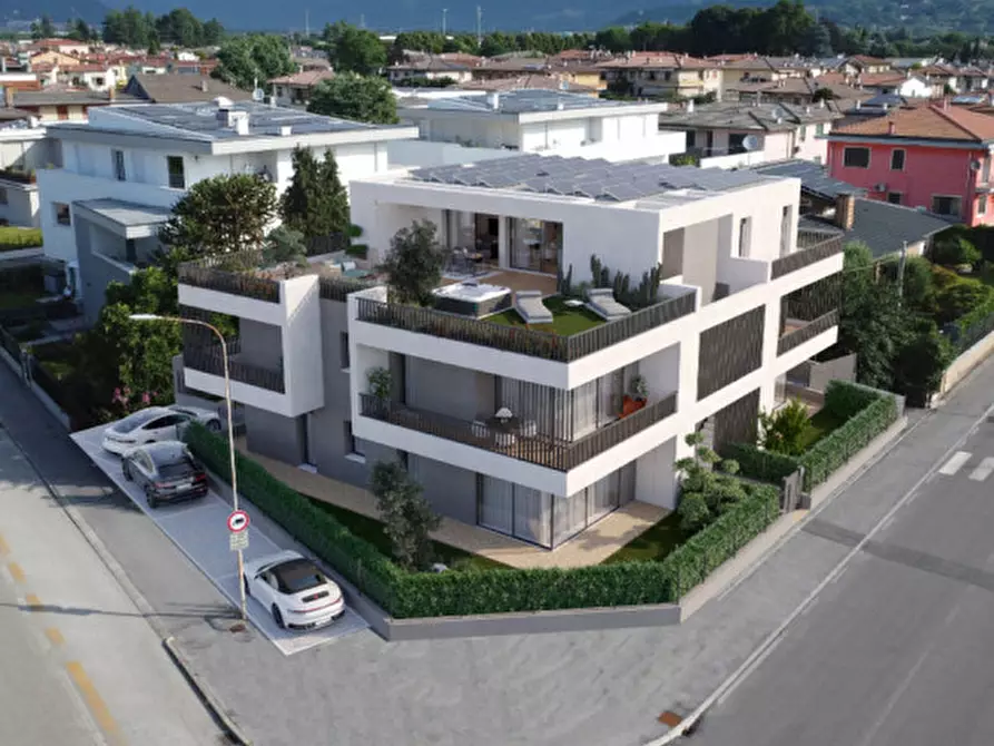 Immagine 21 di Attico in vendita  in Via Santa Rosa, 27 a Zanè