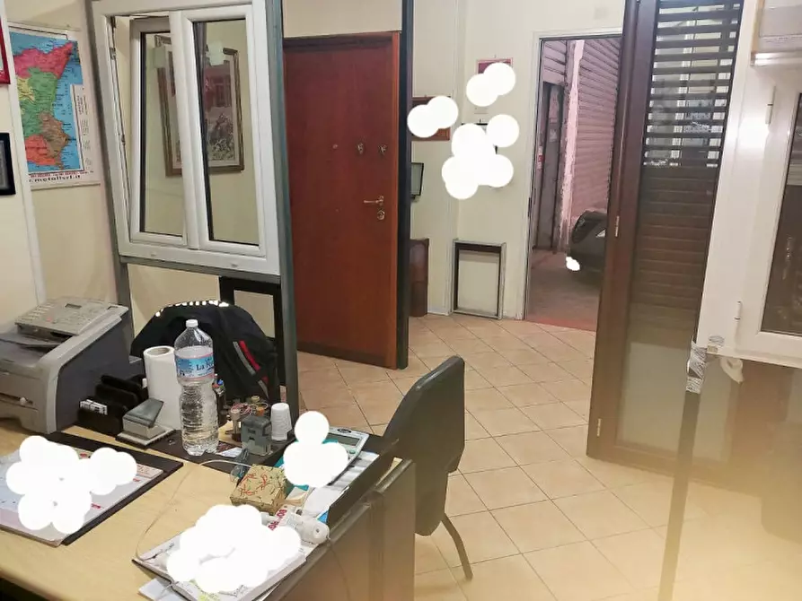 Immagine 2 di Magazzino in vendita  in Via Ammiraglio Rizzo a Palermo