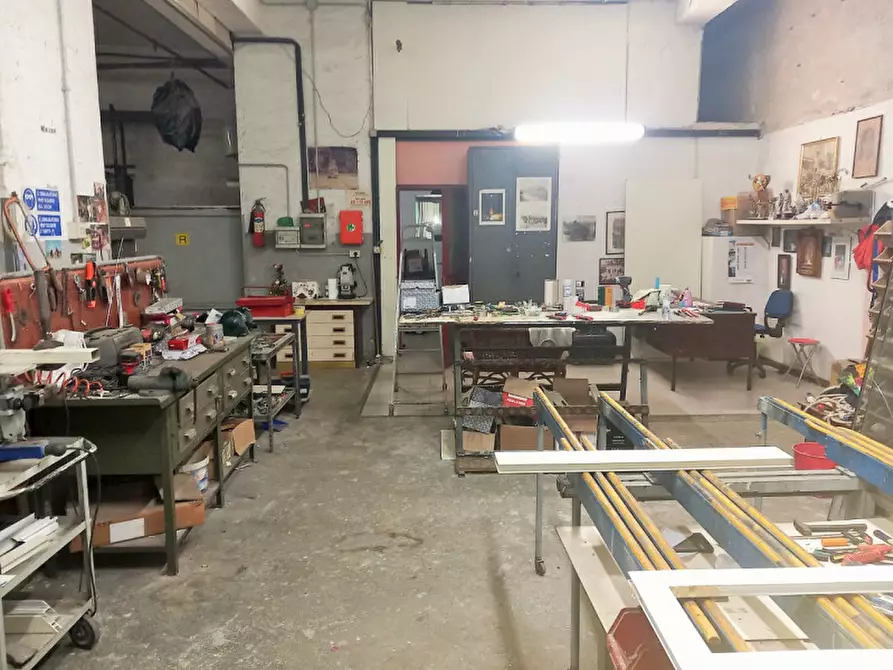 Immagine 6 di Magazzino in vendita  in Via Ammiraglio Rizzo a Palermo