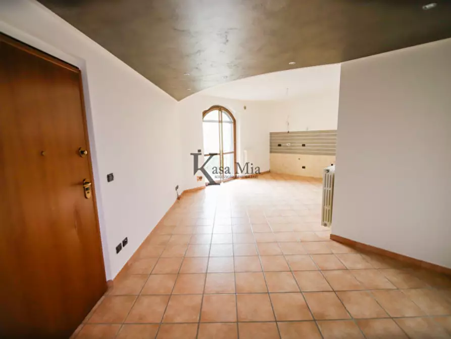 Immagine 3 di Appartamento in vendita  in via giovanni  faldella 68 a Crescentino