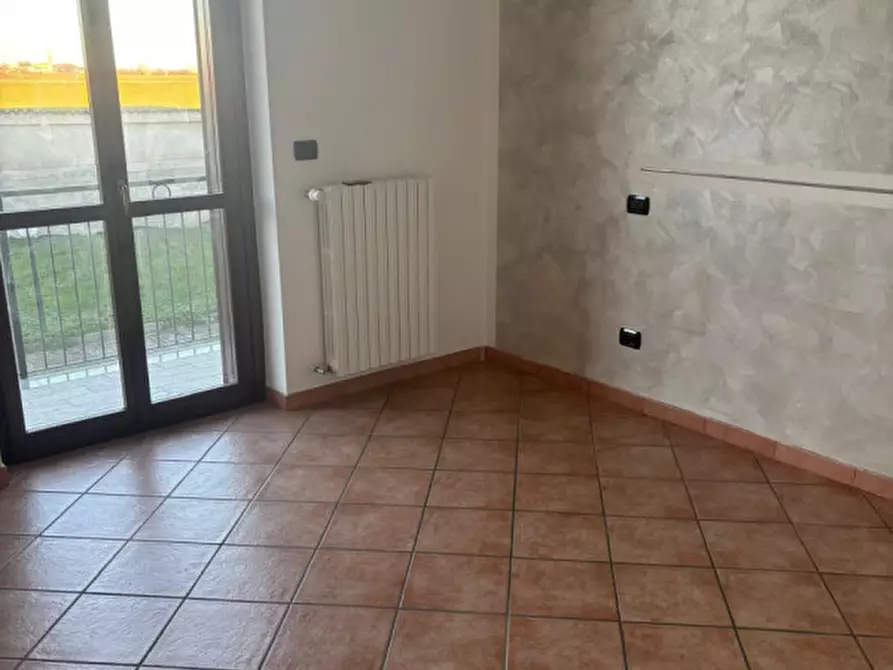 Immagine 8 di Appartamento in vendita  in via giovanni  faldella 68 a Crescentino