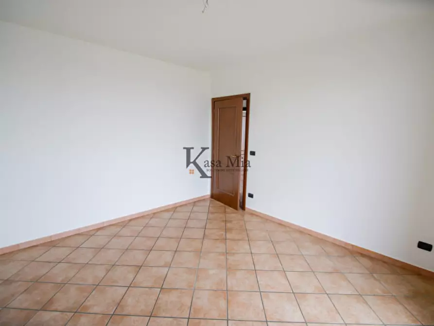 Immagine 10 di Appartamento in vendita  in via giovanni  faldella 68 a Crescentino