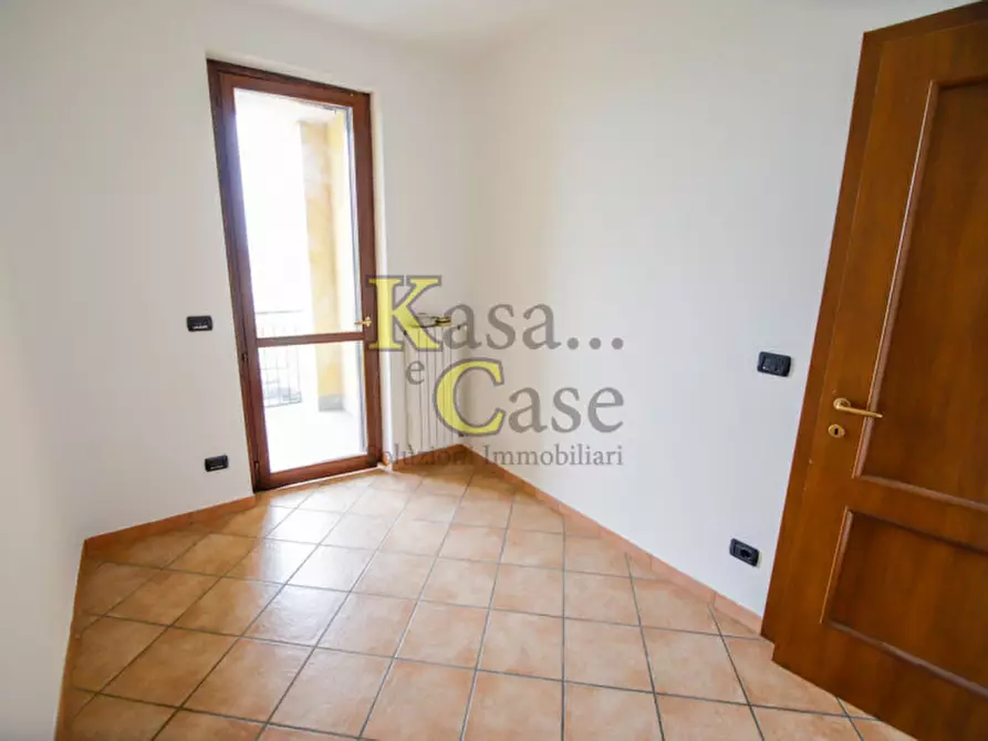 Immagine 12 di Appartamento in vendita  in via giovanni  faldella 68 a Crescentino