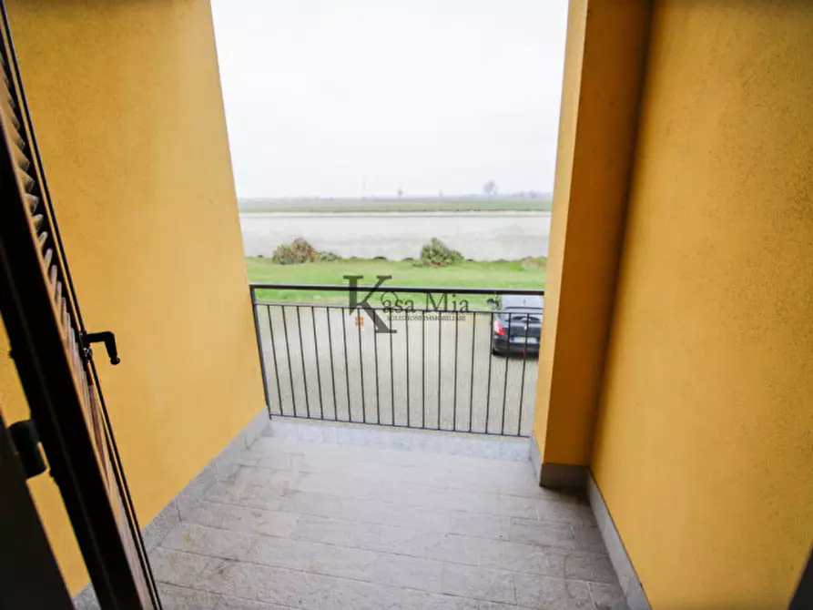 Immagine 25 di Appartamento in vendita  in via giovanni  faldella 68 a Crescentino