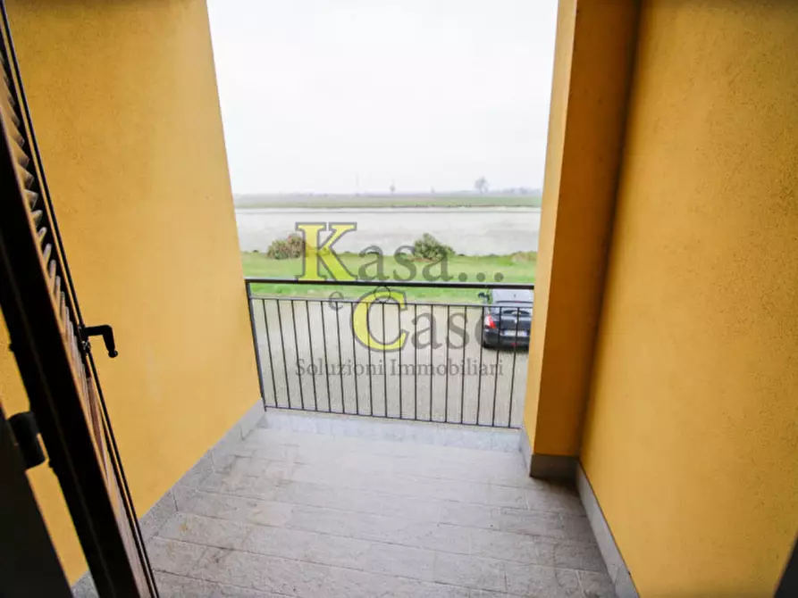 Immagine 26 di Appartamento in vendita  in via giovanni  faldella 68 a Crescentino