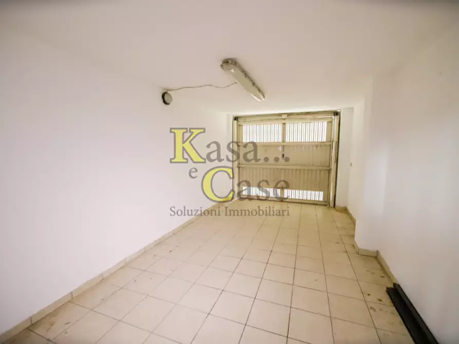 Immagine 29 di Appartamento in vendita  in via giovanni  faldella 68 a Crescentino