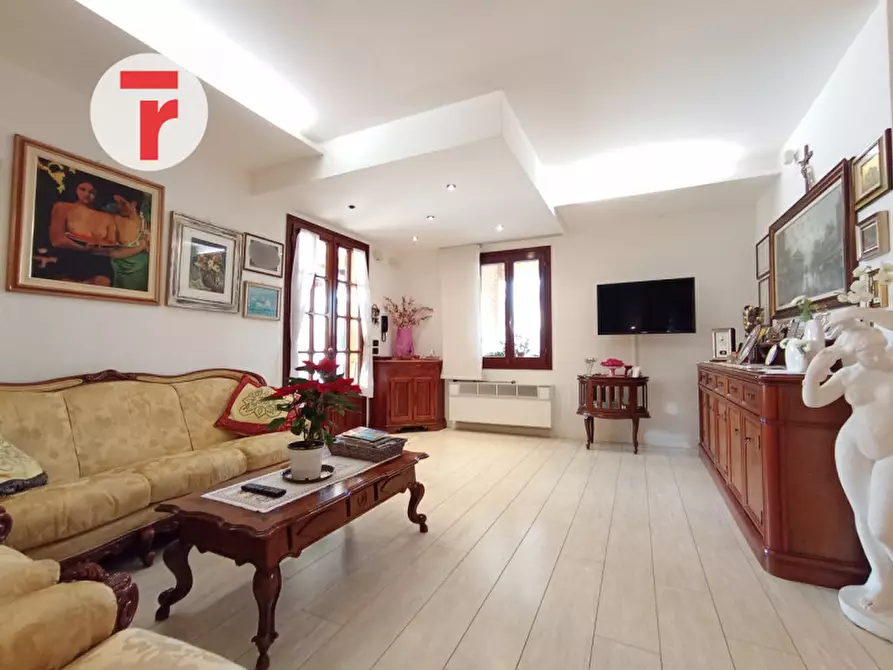 Immagine 1 di Casa quadrifamiliare in vendita  in Via Verdi a Galzignano Terme