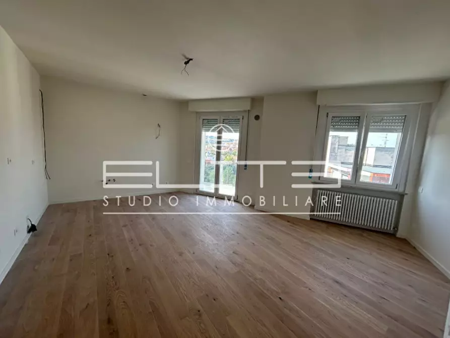 Immagine 4 di Appartamento in vendita  in VIA DE GASPERI a Ancona