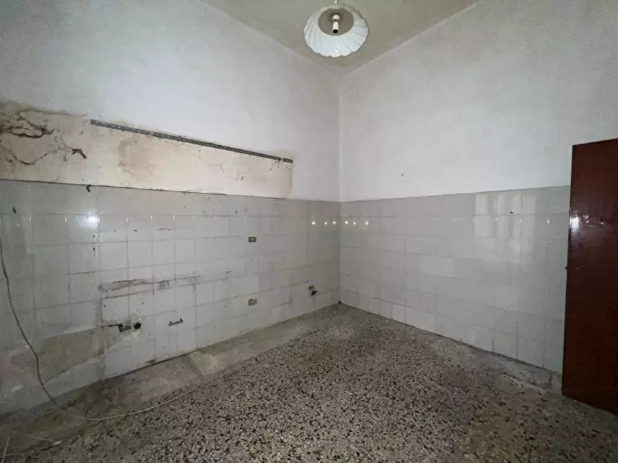 Immagine 10 di Ufficio in vendita  in Via del Mare a Gallipoli