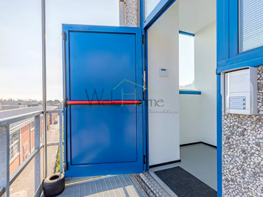 Immagine 12 di Ufficio in affitto  in Viale Lombardia a Albese Con Cassano