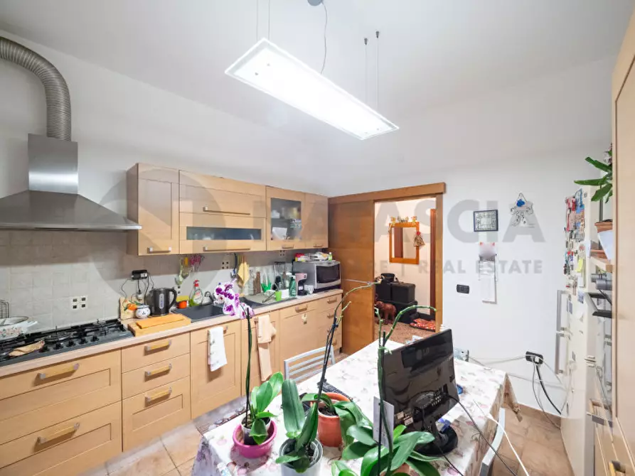 Immagine 2 di Appartamento in vendita  in VIA TRIESTE a Pontassieve