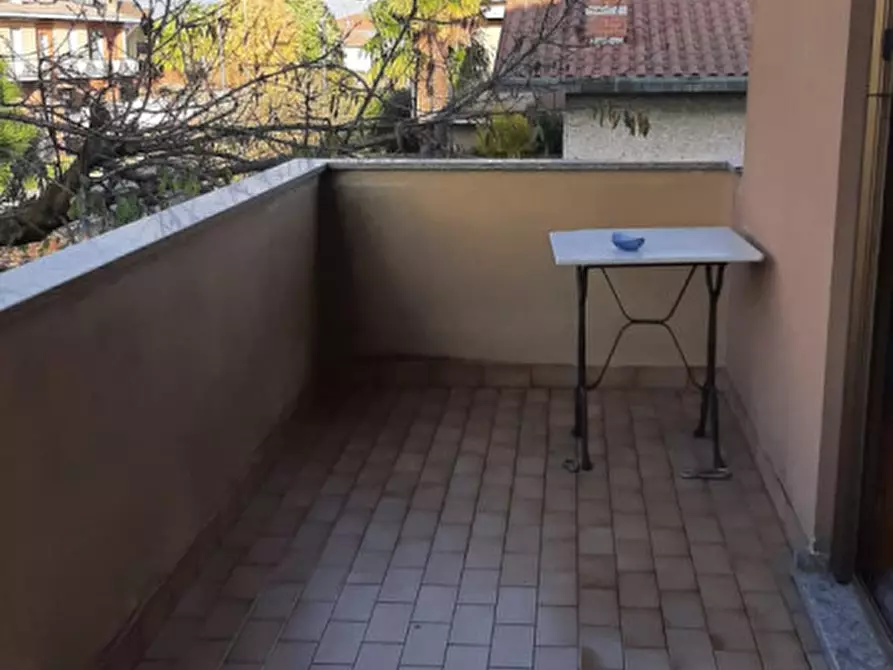 Immagine 23 di Casa bifamiliare in vendita  in via marche a Castano Primo