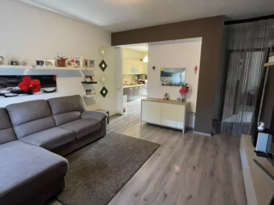 Immagine 1 di Appartamento in vendita  a Costa Di Rovigo