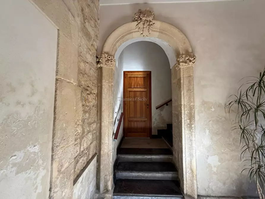 Immagine 4 di Appartamento in vendita  in Via Carlo Papa a Modica
