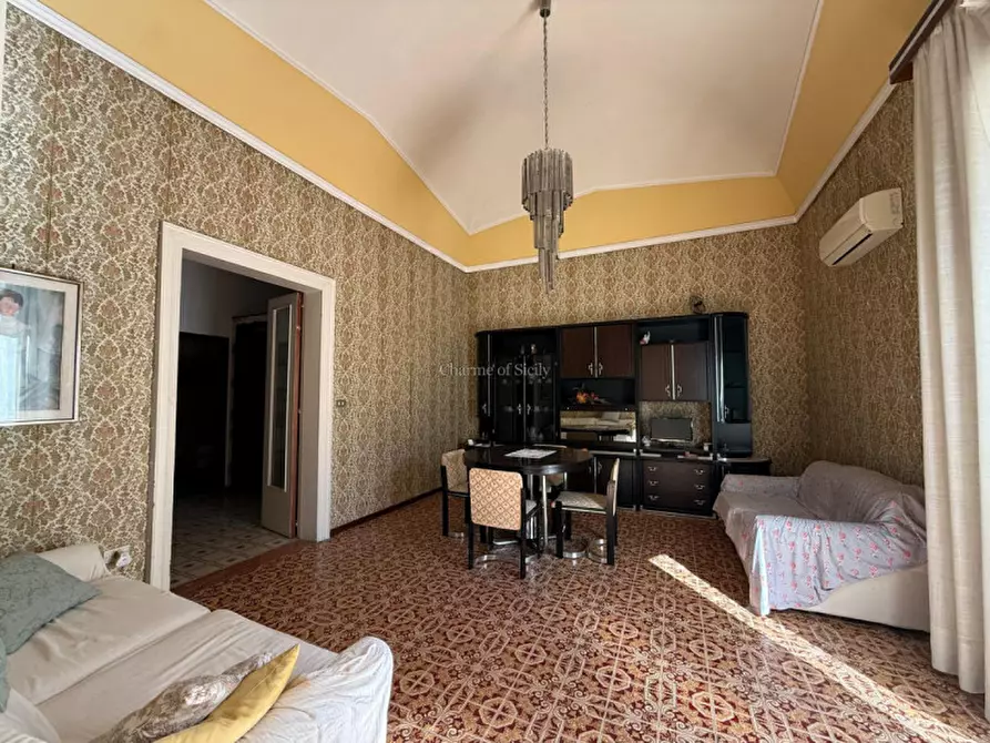 Immagine 12 di Appartamento in vendita  in Via Carlo Papa a Modica