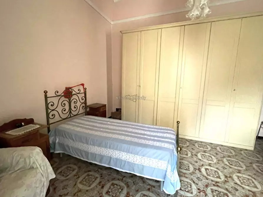 Immagine 21 di Appartamento in vendita  in Via Carlo Papa a Modica