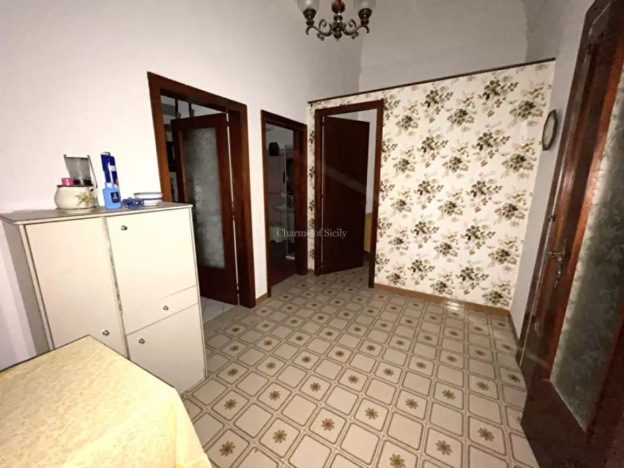 Immagine 24 di Appartamento in vendita  in Via Carlo Papa a Modica