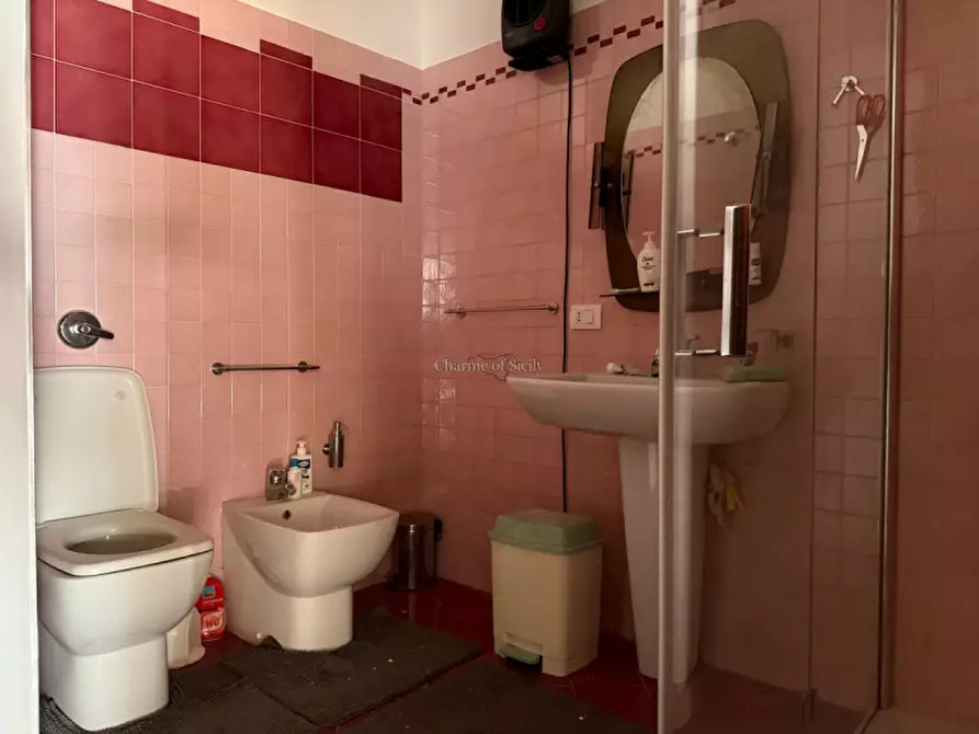 Immagine 30 di Appartamento in vendita  in Via Carlo Papa a Modica