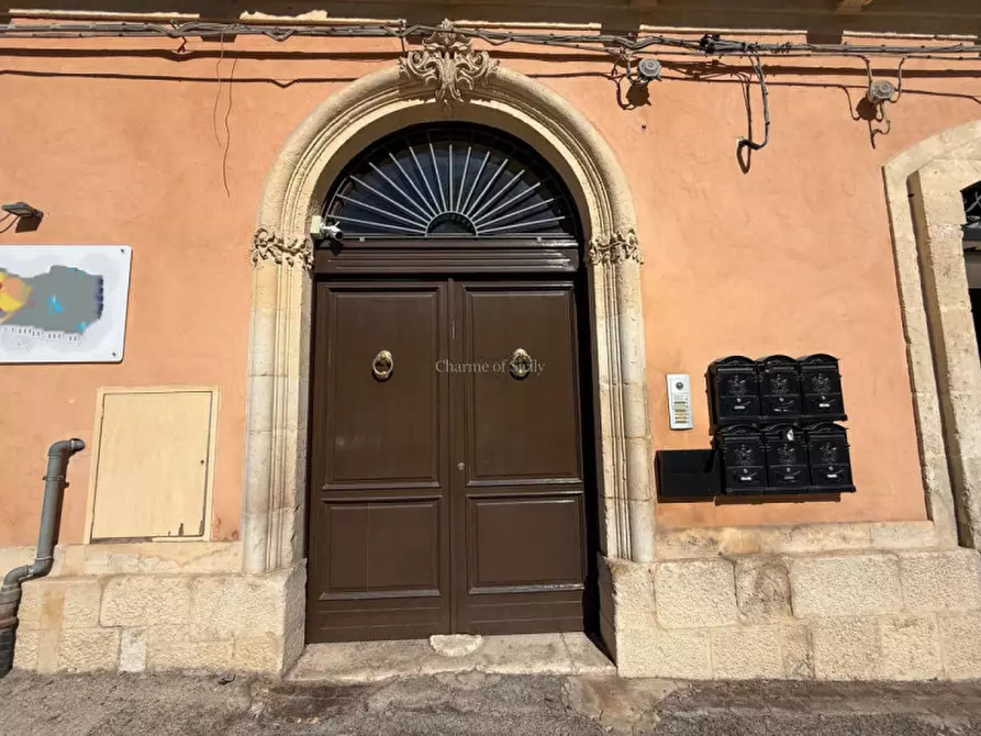 Immagine 33 di Appartamento in vendita  in Via Carlo Papa a Modica