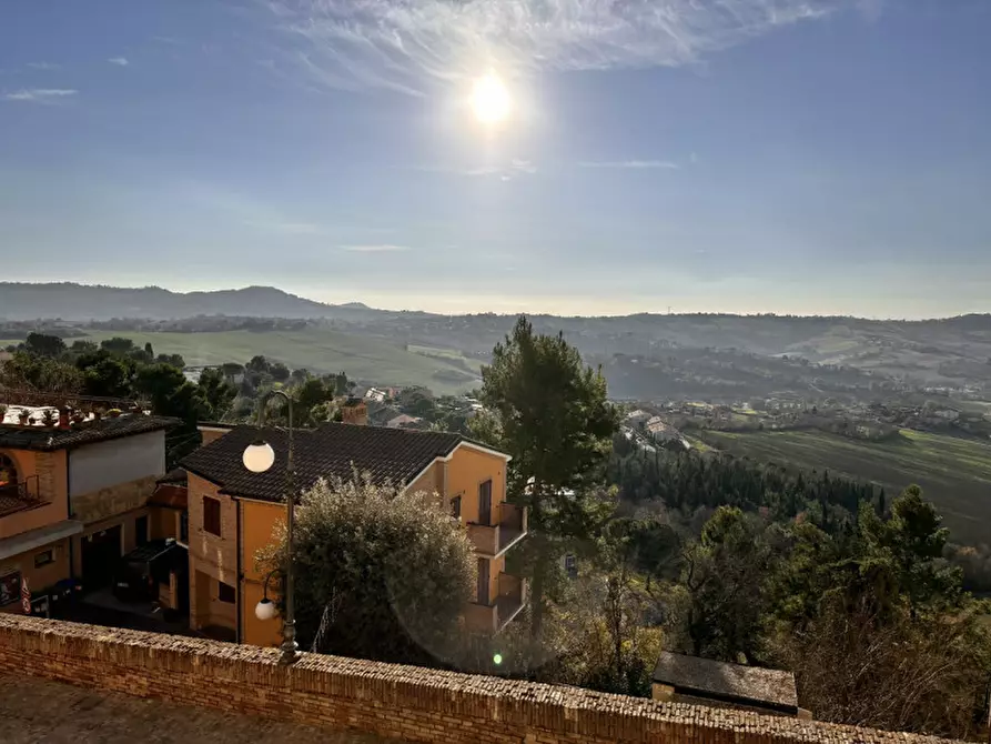 Immagine 21 di Appartamento in vendita  in Piazza Baluffi a Agugliano