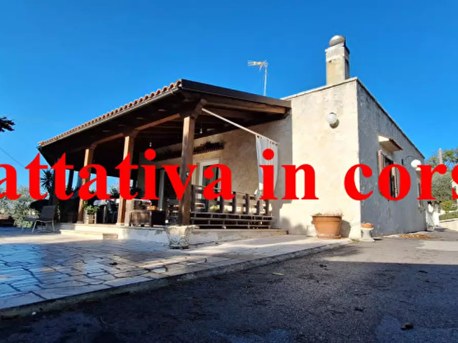 Immagine 1 di Villa in vendita  in contrada Laureto a Locorotondo