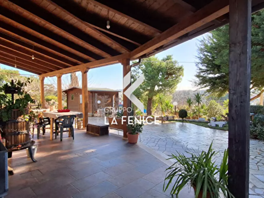 Immagine 8 di Villa in vendita  in contrada Laureto a Locorotondo