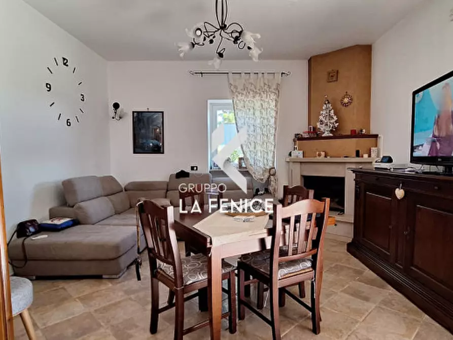 Immagine 30 di Villa in vendita  in contrada Laureto a Locorotondo