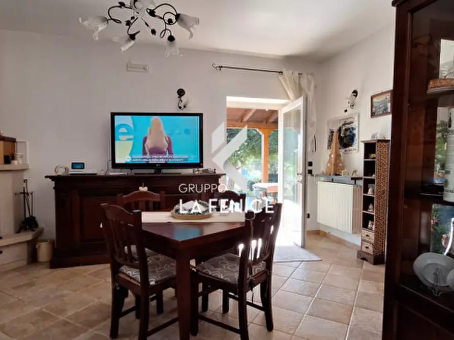 Immagine 30 di Villa in vendita  in contrada Laureto a Locorotondo