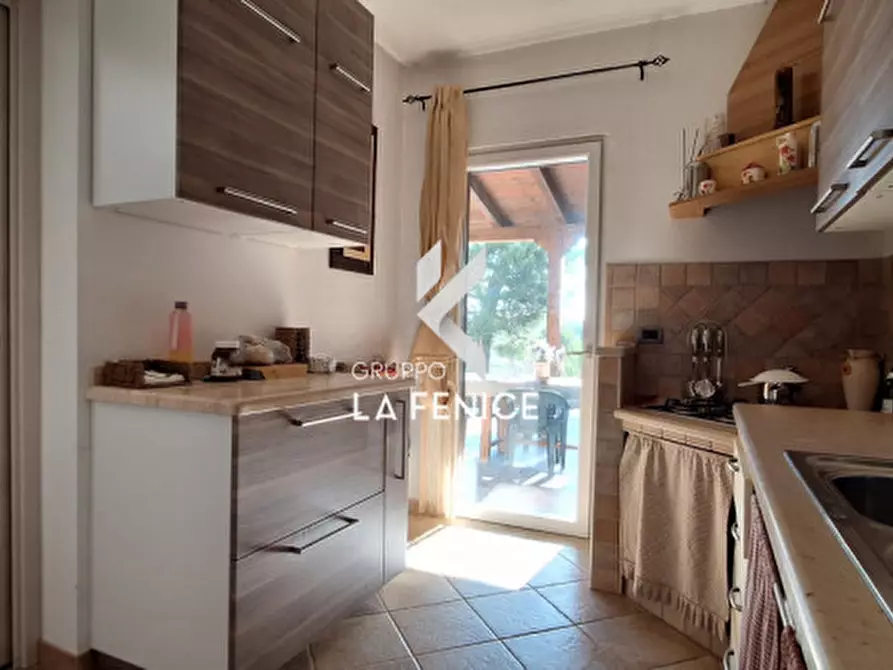 Immagine 32 di Villa in vendita  in contrada Laureto a Locorotondo