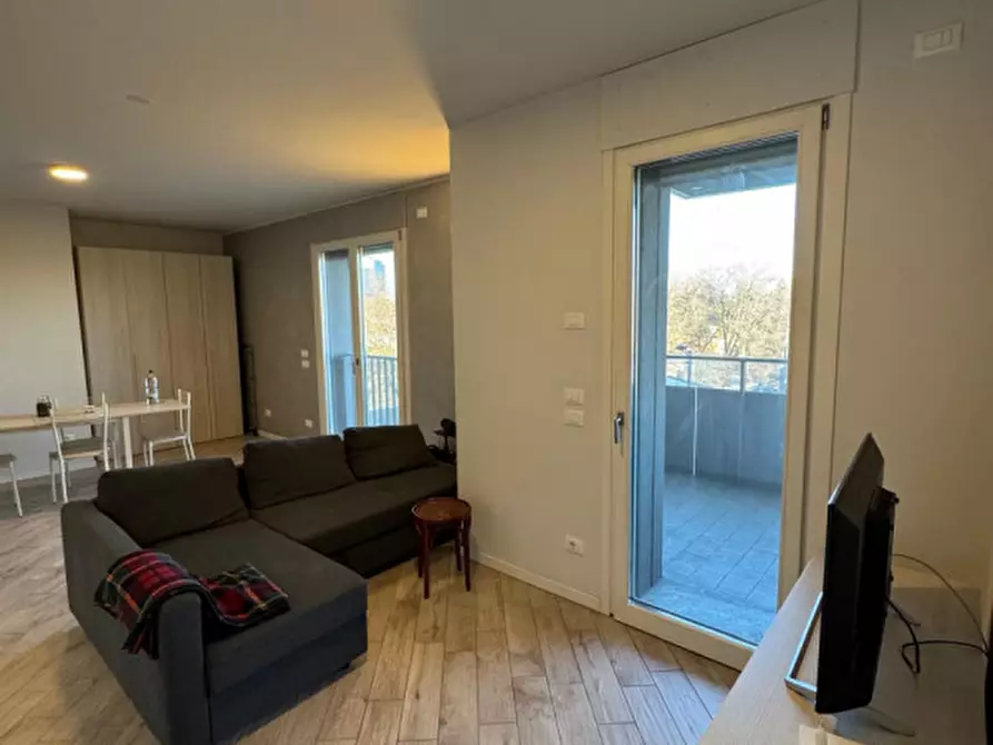 Immagine 11 di Appartamento in affitto  in Piazza Cimitero Monumentale 23 a Milano