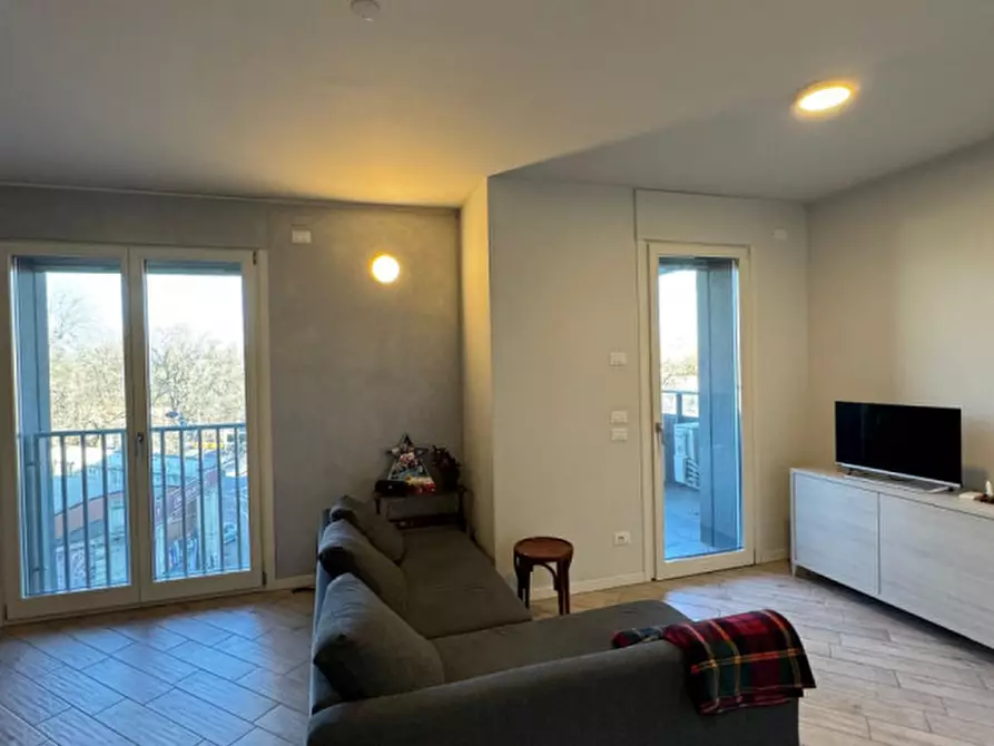 Immagine 17 di Appartamento in affitto  in Piazza Cimitero Monumentale 23 a Milano