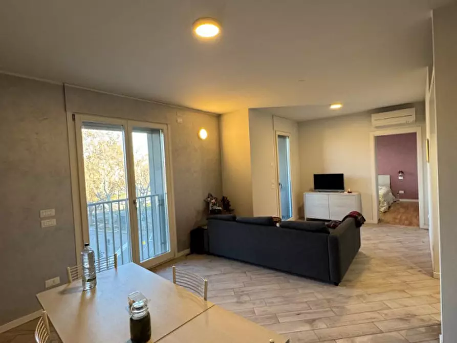 Immagine 21 di Appartamento in affitto  in Piazza Cimitero Monumentale 23 a Milano