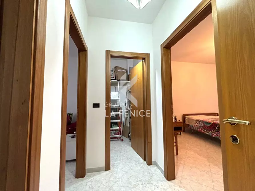 Immagine 22 di Appartamento in vendita  in Via Taranto a Martina Franca